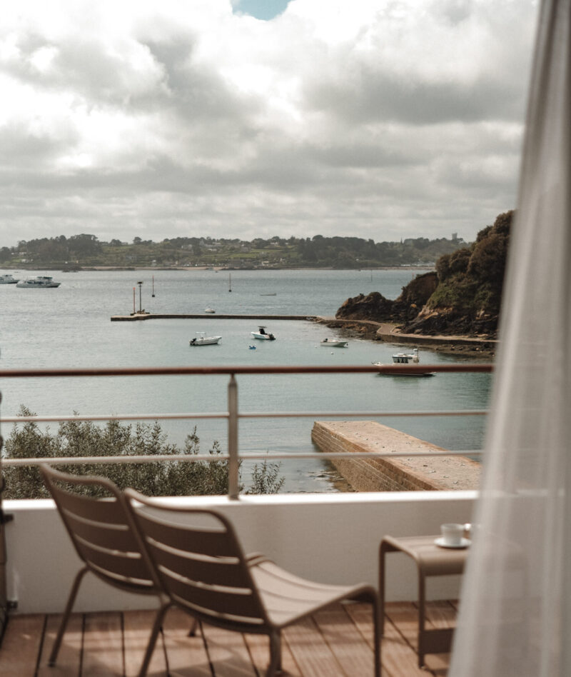 h-tel-bellevue-sur-l-ile-de-br-hat-en-bretagne